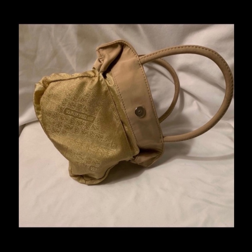Bottega Veneta Mini nylon bag - Picture 6 of 10